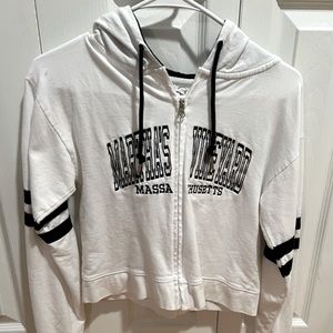 martha’s vineyard sweatshirt zip up